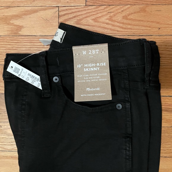 Madewell Tall 10" High-Rise Skinny Jeans - Picture 9 of 9